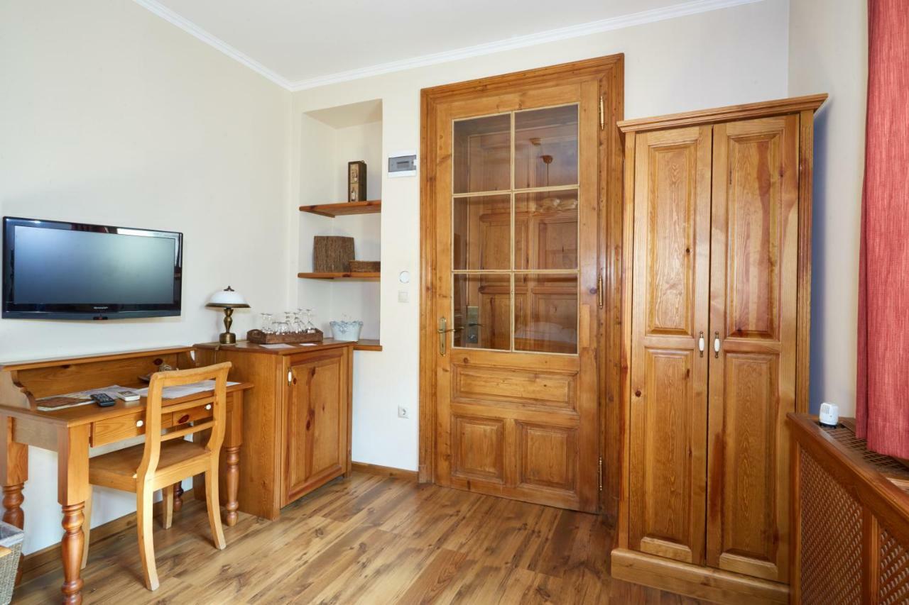 Sarok Vendégház Villány Exterior foto